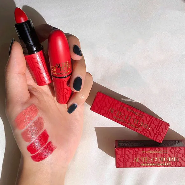 Son MAC Rusi Woo Màu Đỏ Ruby