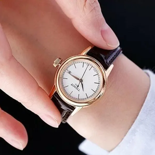 Đồng Hồ Nữ Tissot Carson Lady T085.210.36.011.00 29.5mm Màu Trắng Phối Vàng Hồng