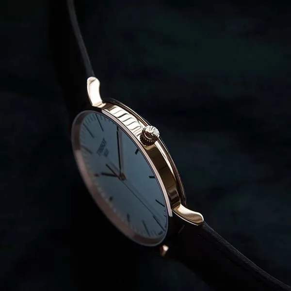 Đồng Hồ Nam Tissot Everytime Large T109.610.36.031.00 42mm Màu Trắng Phối Vàng Hồng