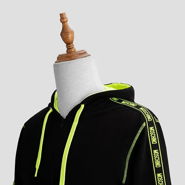 Áo Hoodie Moschino V1716-8108 Màu Đen
