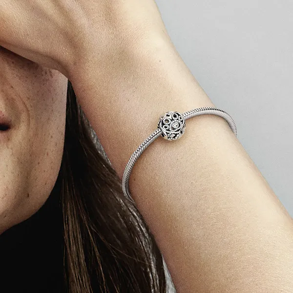 Hạt Vòng Charm Pandora Fur Baby Hearts & Paw Prints 792248C00 Màu Bạc