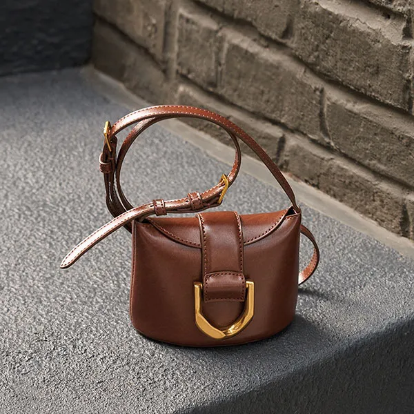 Túi Đeo Vai Nữ Charles & Keith CNK Gabine Bucket Bag 10781870 Màu Nâu