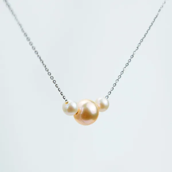 Dây Chuyền Minh Hà Pearl Jewelry Xuyên Ngọc 3 Viên Hồng Cam Và Trắng