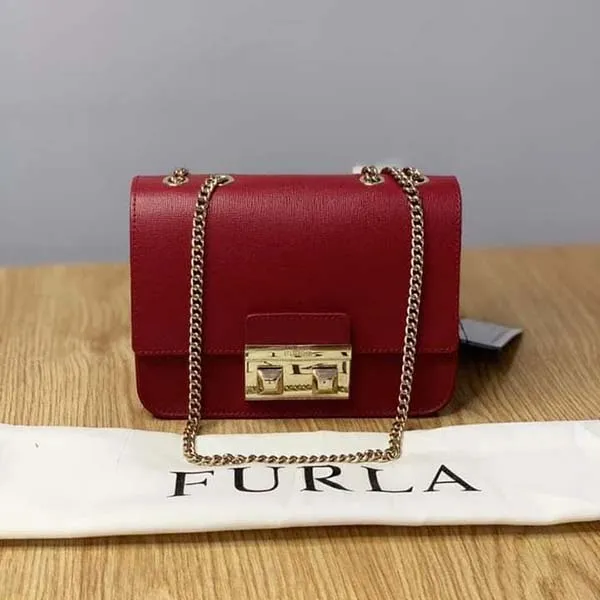 Túi Đeo Chéo Furla Bella Mini Leather Crossbody Bag Màu Đỏ