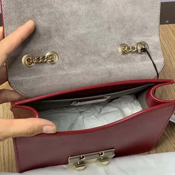 Túi Đeo Chéo Furla Bella Mini Leather Crossbody Bag Màu Đỏ