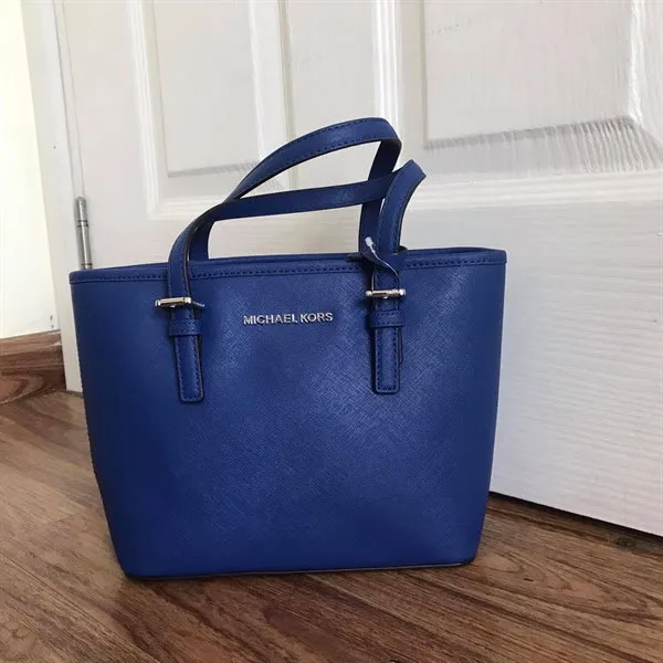 Túi Tote Michael Kors MK Zip Jet Set Travel Sapphire 35T9STVT0L Màu Xanh Navy