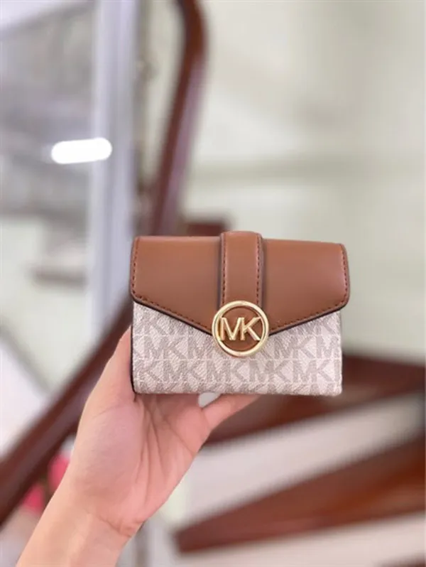 Ví Michael Kors MK Carmen Medium Logo And Faux Leather Wallet 35S2GNMF8B Màu Nâu