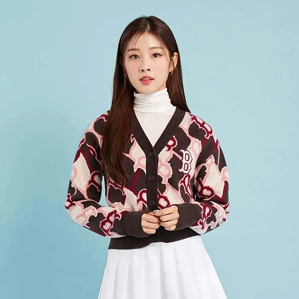 Áo Cardigan MLB Argyle Monogram Crop Cardigan Boston Red Sox 3FKCY0124-43WIS Màu Đỏ Hồng