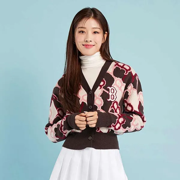 Áo Cardigan MLB Argyle Monogram Crop Cardigan Boston Red Sox 3FKCY0124-43WIS Màu Đỏ Hồng