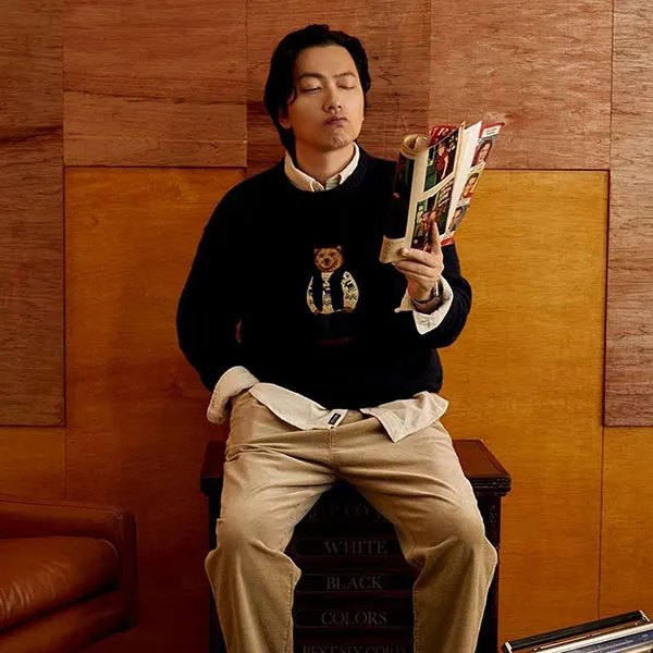 Áo Len WHOAU Dumble Steve WHKAC4T02U Màu Xanh Navy