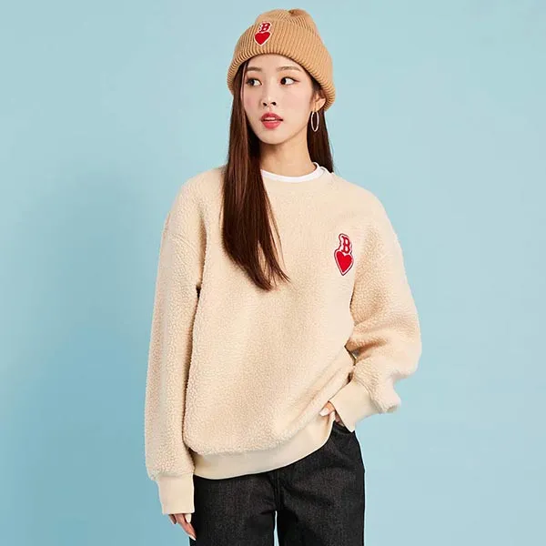 Áo Nỉ Sweater MLB Heart Fleece Sweatshirt Boston Red Sox 3AMTH0426-43BGL Màu Kem