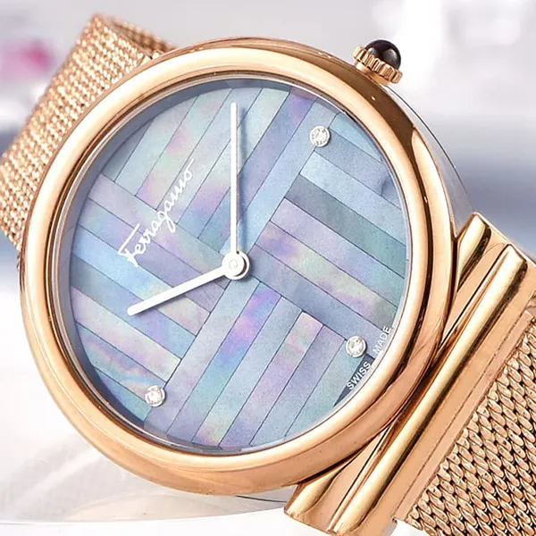 Đồng Hồ Nữ Salvatore Ferragamo Gancinigold IP 5n Case Gold SFIY00819 Phối Mau