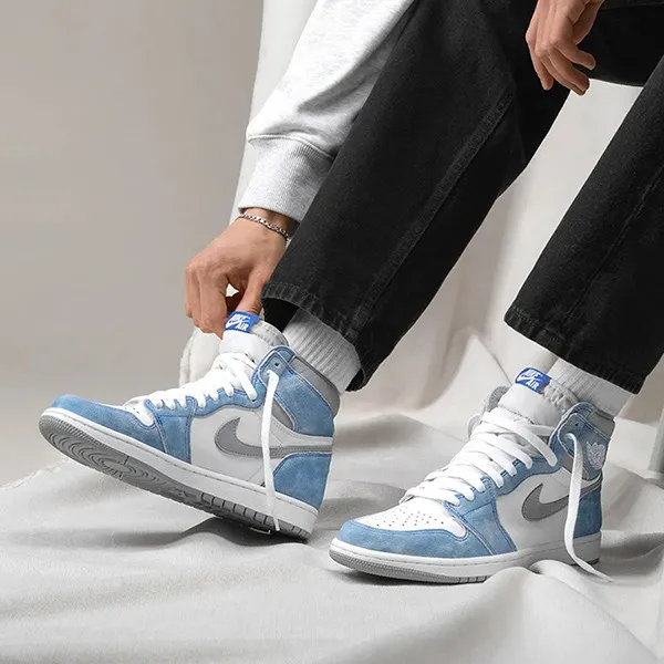 Giày Nike Air Jordan 1 Retro High OG Hyper Royal 555088-402 Màu Trắng Xanh Size 36.5 - Giày - Vua Hàng Hiệu