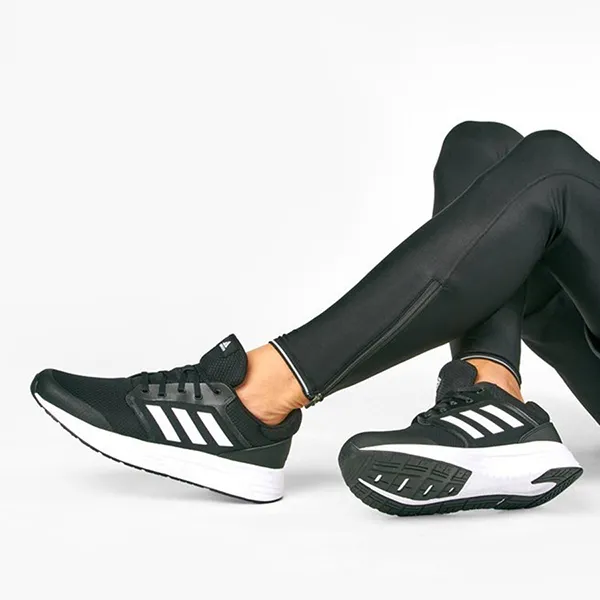 Giày Thể Thao Adidas Galaxy 5 FW5717 Màu Đen Trắng Size 42