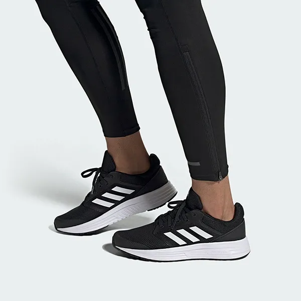 Giày Thể Thao Adidas Galaxy 5 FW5717 Màu Đen Trắng Size 42