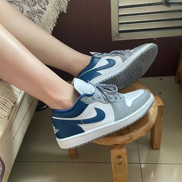 Giày Thể Thao Nike Air Jordan 1 Low French Blue DC0774-042 Phối Màu Size 37.5 - 1