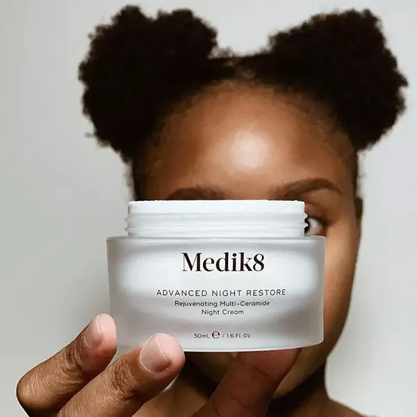 Kem Dưỡng Trẻ Hóa Da Medik8 Advanced Night Restore Cream 50ml