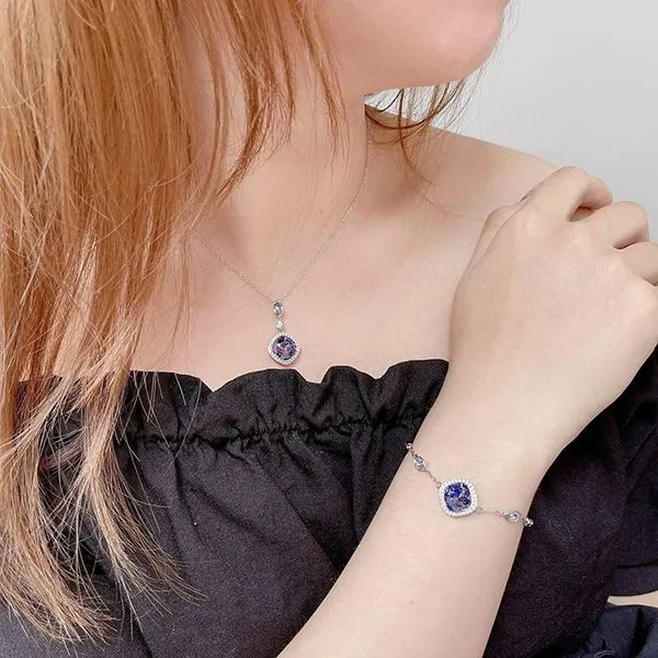 Set Dây Chuyền + Vòng Đeo Tay Swarovski Declare Purple Crystal Jewelry 5165591 Màu Xanh