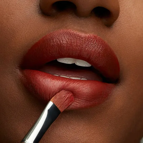 Son MAC Lustreglass Lipstick 551 Local Celeb Màu Cam Cháy
