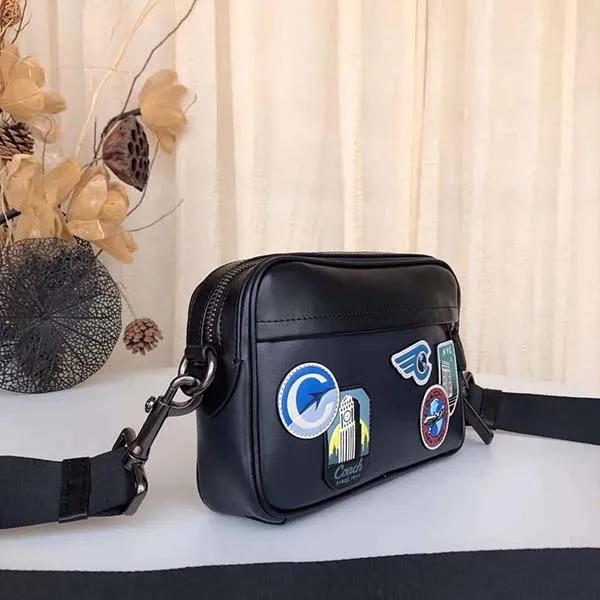 Túi Đeo Chéo Nam Coach Graham Crossbody With Travel Patches F72945 Màu Đen