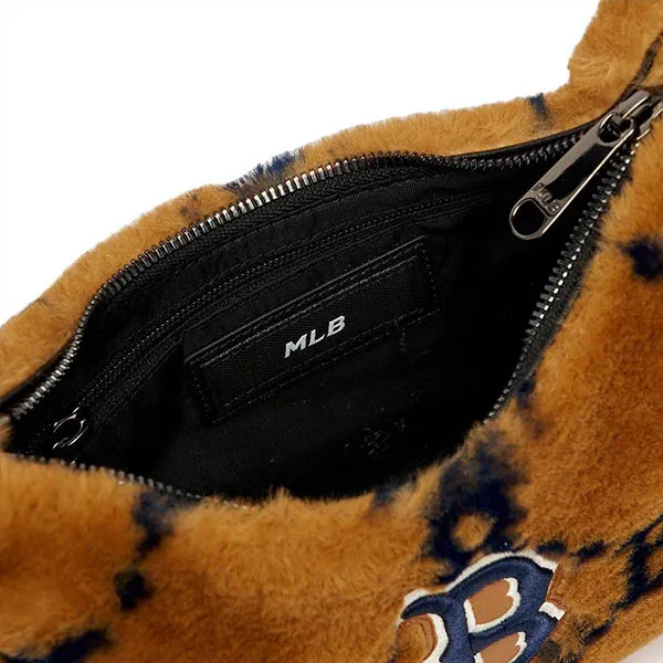 Túi Đeo Vai MLB Dia Monogram Fur Hobo Bag Boston Redsox 3ABQS0826-43BGD Màu Nâu