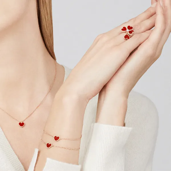 Vòng Đeo Tay Jewery Luxury Sweet Alhambra Clover Bracelet Gold Màu Vàng Đỏ