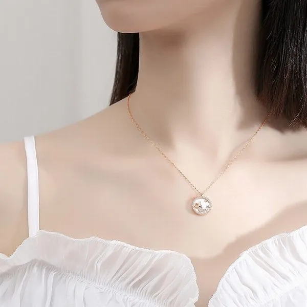 Dây Chuyền Lili Jewelry Bạc Nữ Đính Đá CZ 12 Cung Hoàng Đạo LILI_166265 Cung Ma Kết Màu Vàng Hồng
