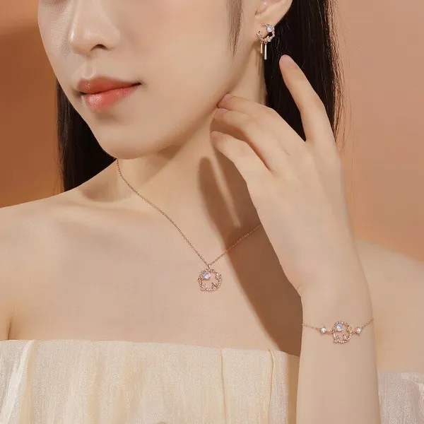 Dây Chuyền Lili Jewelry Bạc Nữ Đính Đá CZ Hình Thỏ Ngắm Trăng LILI_899188 Màu Vàng Hồng