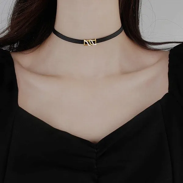Dây Chuyền Lili Jewelry Choker Bạc Nữ Dây Da Mặt Dạng Sóng Đẹp LILI_348583 Màu Đen - Trang sức - Vua Hàng Hiệu