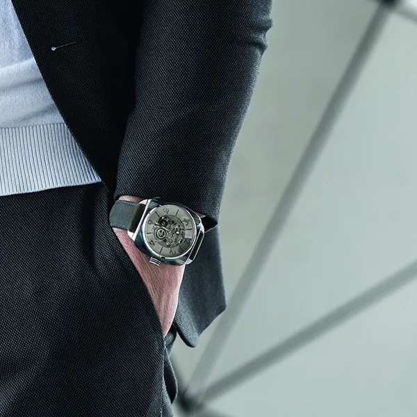 Đồng Hồ Nam Briston Streamliner Skeleton Acetate 201042.SA.BL.1.CH Màu Xanh Đen