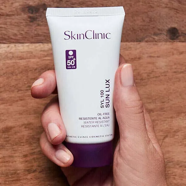 Kem Chống Nắng SkinClinic Sun Lux SPF 50+ Không Dầu Và Không Nhờn Dính 50ml - Kem chống nắng - Vua Hàng Hiệu
