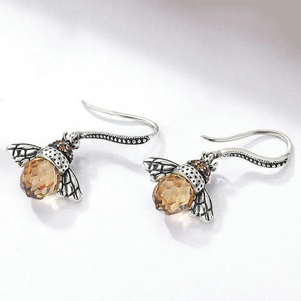 Khuyên Tai LiLi Jewelry Hình Con Ong Lili_244674 Màu Bạc - Vàng
