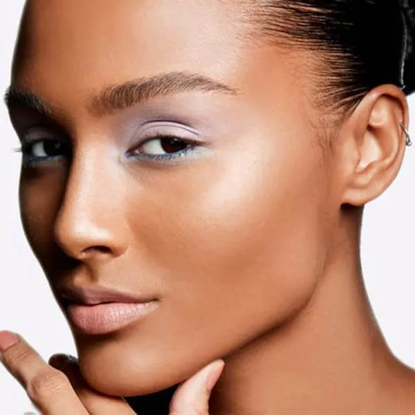 Phấn Phủ Bắt Sáng Highlight MAC Mineralize Lightscapade 10g