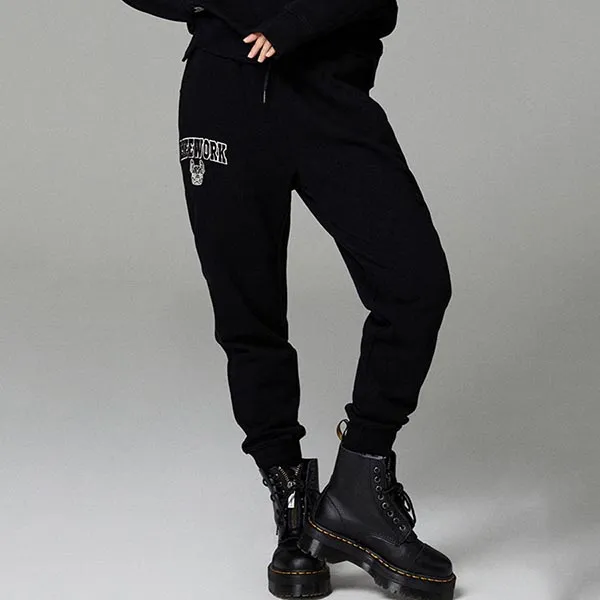 Quần Jogger LifeWork University Artwork LW223KL750 Màu Đen