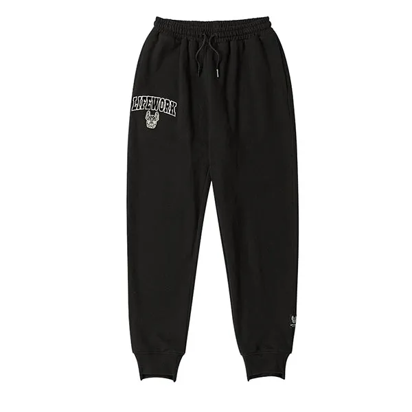 Quần Jogger LifeWork University Artwork LW223KL750 Màu Đen