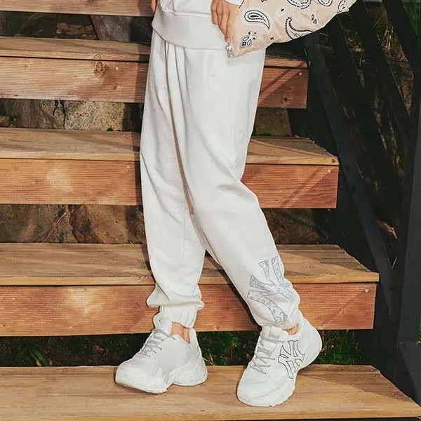 Quần Jogger MLB Paisley Big Logo New York Yankees 3APTI0126-50CRS Màu Trắng