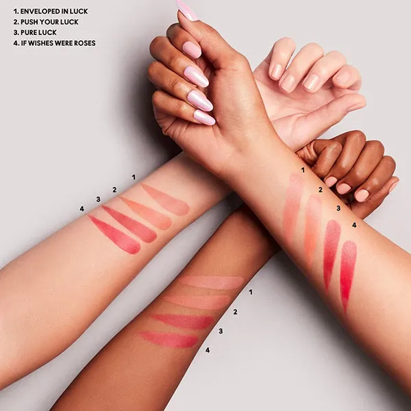 Son MAC Lunar Luck Powder Kiss Pure Luck Màu Đỏ Mận