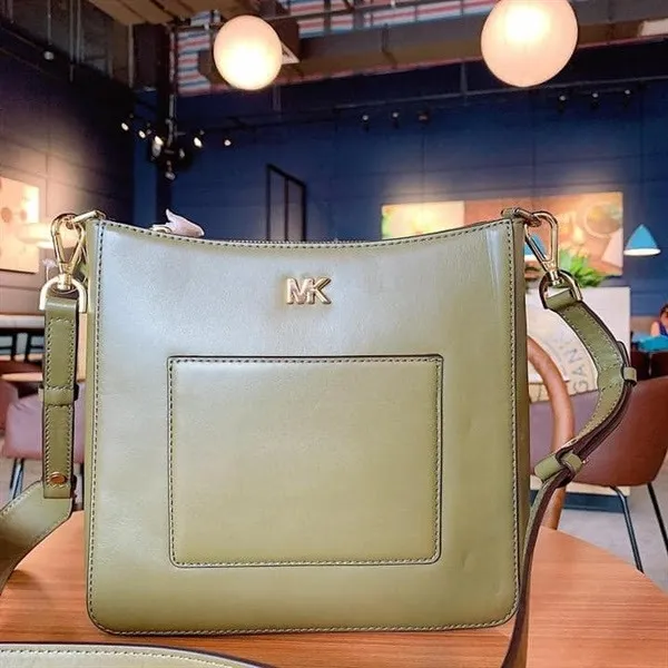 Túi Đeo Chéo Michael Kors MK Gloria 30F8GGOM2L Màu Xanh Rêu