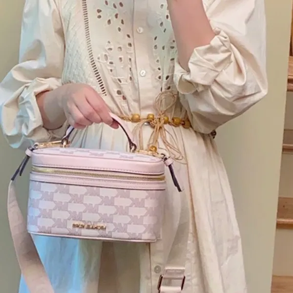 Túi Đeo Chéo Michael Kors MK Jet Set Item Medium Zip Trunk Crossbody 35S2GTTC6J Powder Blush Màu Hồng