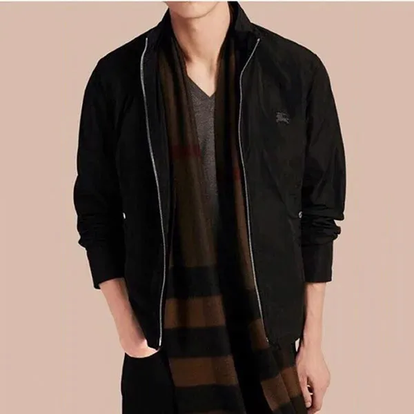 Áo Khoác Burberry Men's Black Striped Technical Bomber Jacket Size S Màu Đen Size XS