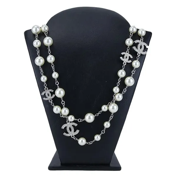 Chanel CC Pearl Necklace GrayCream
