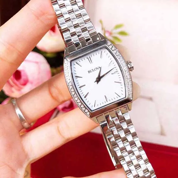 Đồng Hồ Nữ Bulova Diamond Accent Gallery Women's Watch 96R196 Màu Bạc