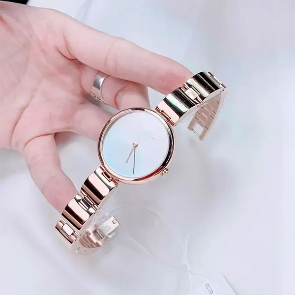 Đồng Hồ Nữ Calvin Klein CK Wavy Quartz Silver Dial Ladies Watch K9U23646 Màu Vàng Gold