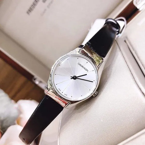 Đồng Hồ Nữ Calvin Klein CK Women Classic 24mm Silver Dial Leather Watch K4D231C6 Màu Đen