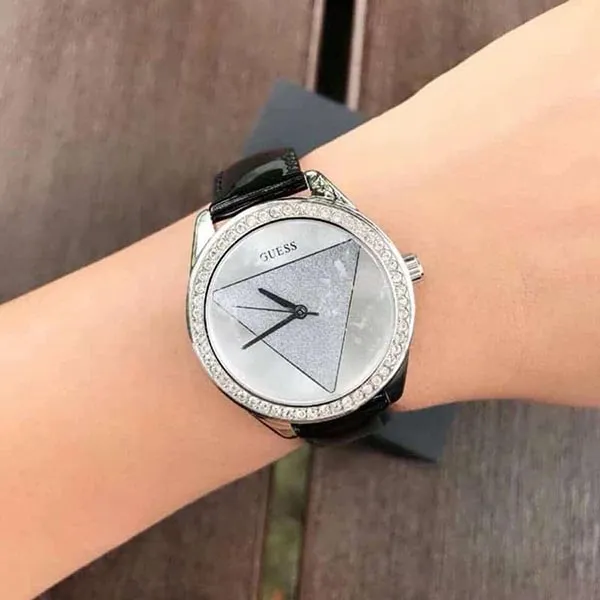 Đồng Hồ Nữ Guess Women's Black Leather Watch 36mm U0884L3 Màu Đen Bạc