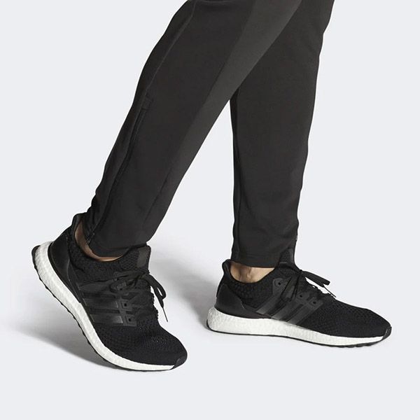 Giày Thể Thao Adidas Ultraboost 5 DNA Running Lifestyle GV8746 Màu Đen Size 39 - 4