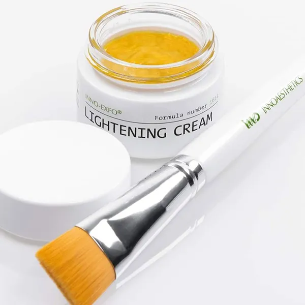 Kem Peel Hoạt Chất Vitamin A 5% Hỗ Trợ Giảm Mụn Và Làm Đều Màu Da Innoaesthetics Lightening Cream 15g - Mỹ phẩm - Vua Hàng Hiệu