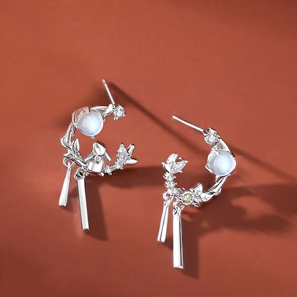 Khuyên Tai LiLi Jewelry Hình Thỏ, Mặt Trăng Đính Đá CZ Lili_924964 Màu Trắng
