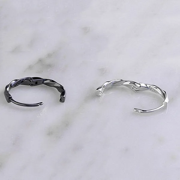 Khuyên Tai Nam LiLi Jewelry Tròn LiLi_367115 Bộ Hai Màu Trắng Đen Size 14mm - Trang sức - Vua Hàng Hiệu