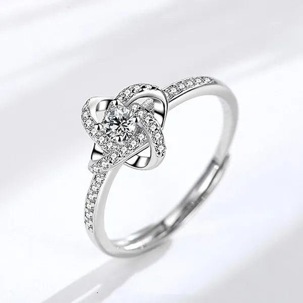 Nhẫn LiLi Jewelry Hình Cỏ Bốn Lá Đính Đá Cz Lili_372838 Màu Bạc